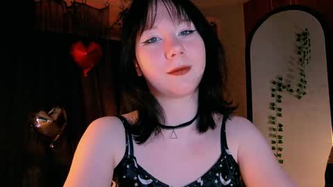 Snapshot of marty_bree chatting on 04-16-26, 09:39 Nancy online show from 04-16-26, 09:39