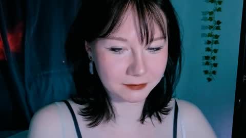 Snapshot of marty_bree chatting on 04-19-26, 06:10 Nancy online show from 04-19-26, 06:10