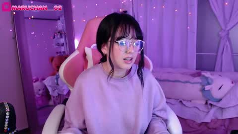 Snapshot of maru_chan_ chatting on 12-30-24, 12:54 INSTAGRAM Maruchan 02 online show from 12-30-24, 12:54