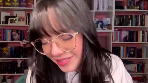 Snapshot of maru_chan_ chatting on 02-24-25, 02:08 INSTAGRAM Maruchan 02 online show from 02-24-25, 02:08