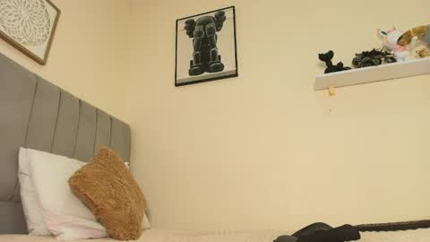mary_cute9 online show from 06-05-26, 12:11