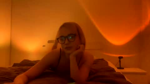 Mary online show from 01-16-25, 12:34