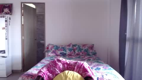 mary online show from 09-21-25, 02:29