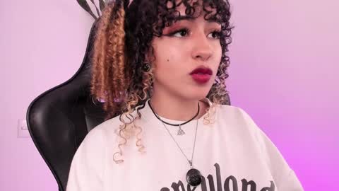 Snapshot of mary_jane_lovers chatting on 12-03-24, 10:07 Mary Jane online show from 12-03-24, 10:07