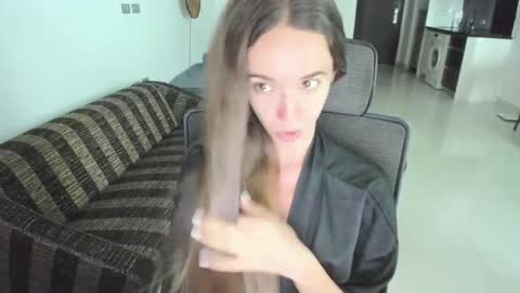 Mary Jane online show from 06-07-26, 05:33