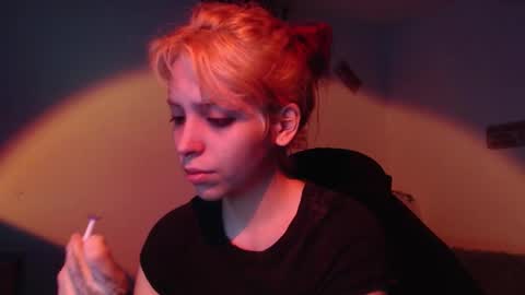                      100   online show from 11-27-25, 07:43