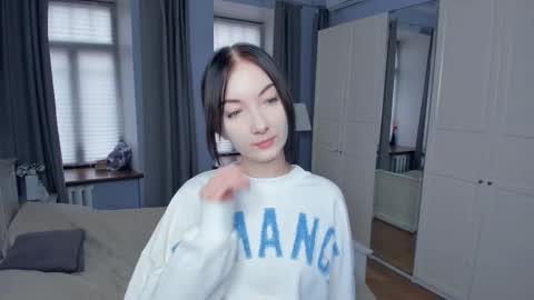 Mary online show from 12-22-25, 09:39