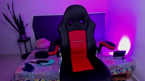 mary_magic online show from 01-20-25, 02:11