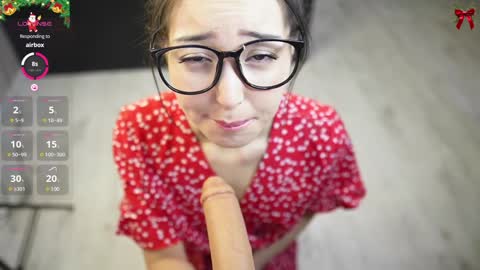 Snapshot of mary_shiota chatting on 12-25-24, 06:52 HelIo  Everyone Im MaryWelcome  to my room and  lets have  a good  time  together with me   online show from 12-25-24, 06:52