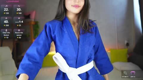 Snapshot of mary_shiota chatting on 01-22-25, 04:44 HelIo  Everyone Im MaryWelcome  to my room and  lets have  a good  time  together with me   online show from 01-22-25, 04:44
