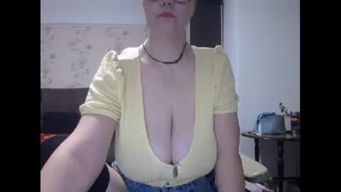 Mary online show from 01-06-25, 03:53