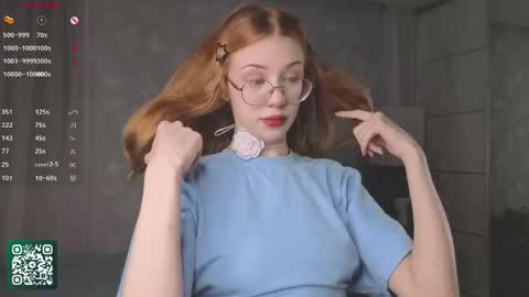 Snapshot of maryallston chatting on 05-17-26, 12:30 Doris online show from 05-17-26, 12:30