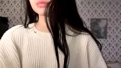 Sofia online show from 12-21-25, 06:42