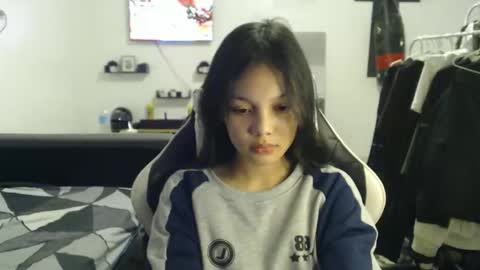 Natalia online show from 12-22-25, 05:59