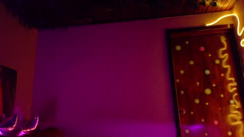     online show from 05-17-26, 03:48