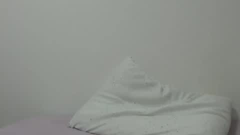 maryem online show from 12-01-25, 01:49