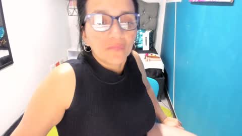 Marylin online show from 12-13-24, 09:02