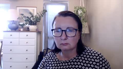 Mary online show from 09-10-25, 12:16