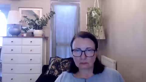 Mary online show from 09-12-25, 12:16