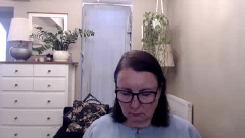 Mary online show from 09-22-25, 12:18