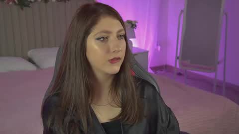 Mary Miller online show from 10-12-25, 10:03