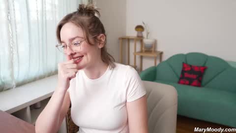 Snapshot of marymoody chatting on 02-20-25, 11:54 Mary Moody online show from 02-20-25, 11:54