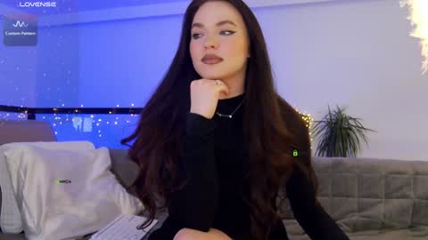 Marina online show from 12-17-24, 04:11