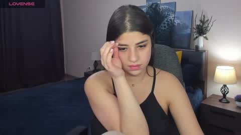 Snapshot of marysax chatting on 04-14-26, 03:29 MarySax online show from 04-14-26, 03:29