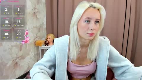 Luucy UTC1 Mon Tue Wed Thu Fri 0500-1130 online show from 10-13-25, 02:55