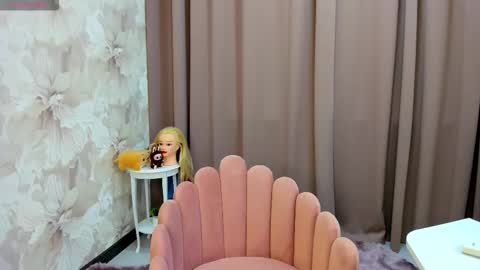 Luucy UTC1 Mon Tue Wed Thu Fri 0500-1130 online show from 10-22-25, 02:34