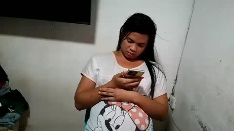 Snapshot of masabo18 chatting on 06-11-26, 10:35 masabo18 online show from 06-11-26, 10:35