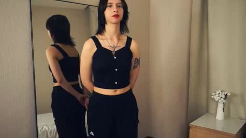 Snapshot of masakohenriksen chatting on 01-18-26, 09:29 Emily online show from 01-18-26, 09:29