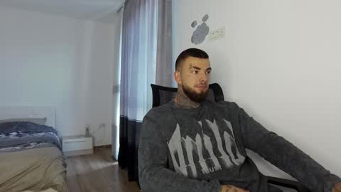 Snapshot of masculineguy69 chatting on 10-09-25, 06:22 masculineguy69 online show from 10-09-25, 06:22