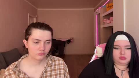 Snapshot of mash_mark chatting on 02-20-26, 11:11 Margo Marco online show from 02-20-26, 11:11