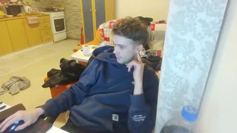 mash_potatoes_are_good online show from 10-19-25, 05:13