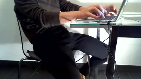 Snapshot of mask07 chatting on 12-08-24, 05:22 Mask07 online show from 12-08-24, 05:22