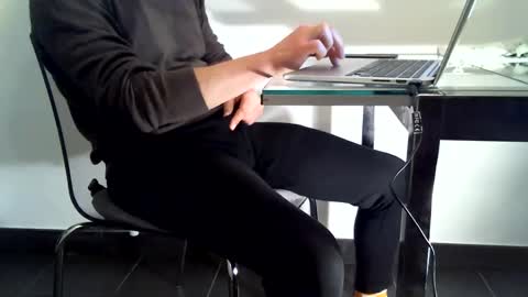 Snapshot of mask07 chatting on 12-08-24, 08:36 Mask07 online show from 12-08-24, 08:36