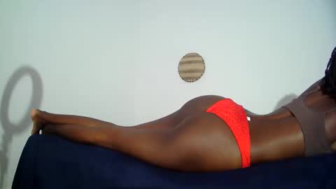 masked_shy_girl online show from 10-03-25, 11:40