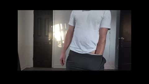 Snapshot of maskedcontrastx chatting on 10-27-25, 12:42 BlackMystique online show from 10-27-25, 12:42