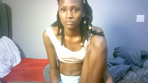 maskgang001 online show from 09-25-25, 02:48