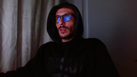 Snapshot of maskguy23 chatting on 09-26-25, 03:10 maskguy23 online show from 09-26-25, 03:10