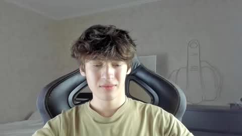 Snapshot of mason_jr chatting on 09-16-25, 04:08 mason_jr online show from 09-16-25, 04:08