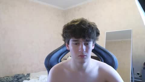 Snapshot of mason_jr chatting on 11-16-25, 09:42 mason_jr online show from 11-16-25, 09:42