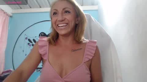 massiel ferreti online show from 10-13-25, 09:37