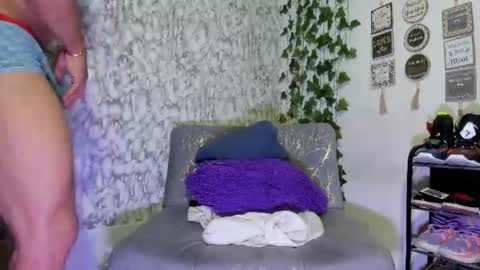 Snapshot of massimo_cruz chatting on 08-09-26, 12:34 massimo_cruz online show from 08-09-26, 12:34