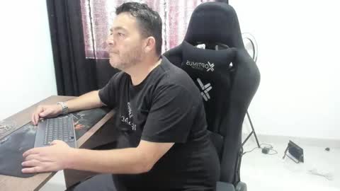 massimo_danger online show from 10-16-25, 03:24