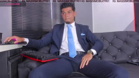 I am Massimo online show from 06-16-26, 12:19