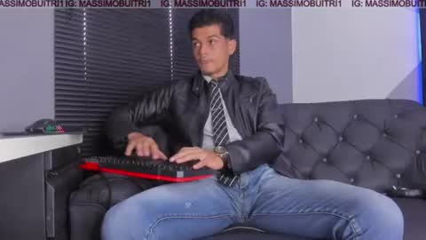 I am Massimo online show from 06-24-26, 12:26