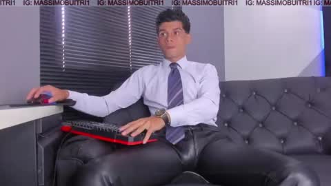 I am Massimo online show from 06-26-26, 02:21