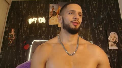 massimo_greco2 online show from 11-19-25, 09:37